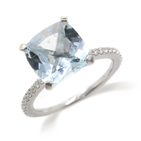2.05ct Aquamarine & 0.30ct Diamond Engagement Ring, 18k White Gold, size 5
